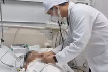 Nhiều người nhập viện sau khi ăn bánh mì