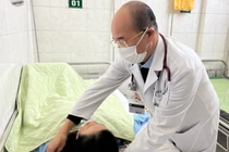 Não mô cầu tấn công trở lại