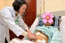 Phát hiện cùng lúc 2 ung thư dù chỉ thấy đau bụng và vàng da nhẹ 