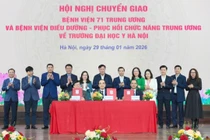 Trường Đại học Y Hà Nội tiếp nhận 2 bệnh viện Trung ương