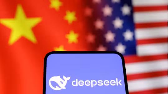Mỹ hoãn đưa công ty trí tuệ nhân tạo DeepSeek vào danh sách đen thương mại để tránh leo thang căng thẳng. Ảnh: Reuters.
