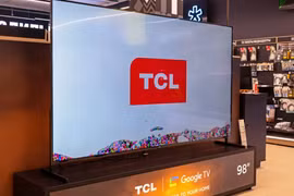 Thương hiệu tivi TCL và lời giải đáp cho bài toán cân bằng giữa giá thành rẻ và độ bền thực tế. Ảnh: BGR.