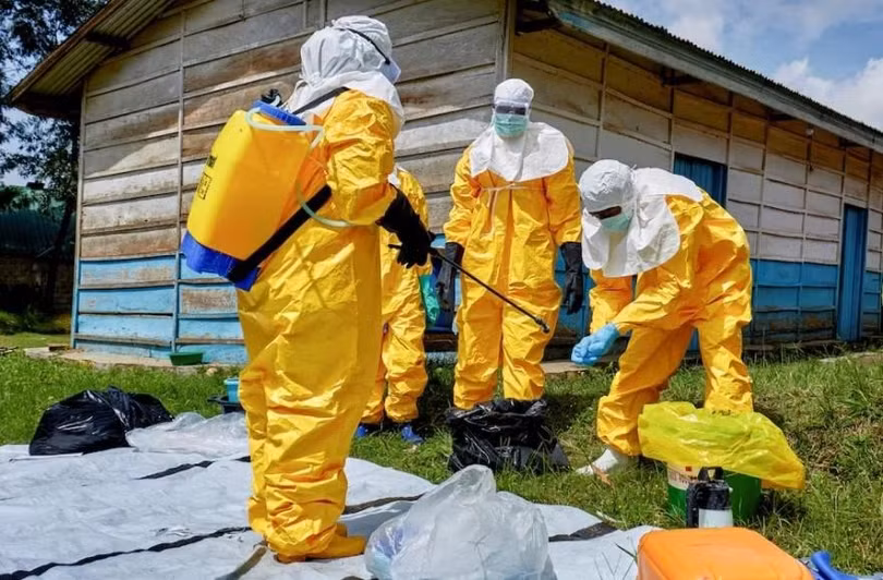 ebola-1779500254-4915-1779501487.jpg