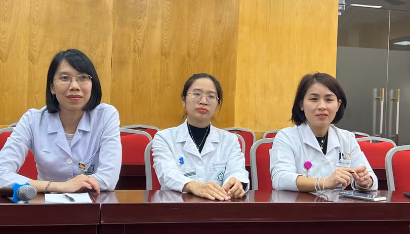 Các bác sĩ và chuyên gia tâm lý chia sẻ kinh nghiệm tại hội thảo
