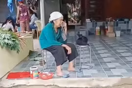 "Tài xế 0 đồng" đưa hàng chục liệt sĩ về quê hương: "Chiều nào mẹ cũng ra cửa khóc ngóng con"