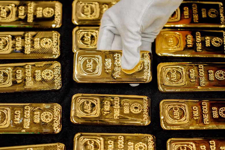 Giá vàng thế giới sáng 9/10 tăng lên 4.143 USD/ounce, cao hơn khoảng 30 USD/ounce so với sáng 8/10. Ảnh: Getty.