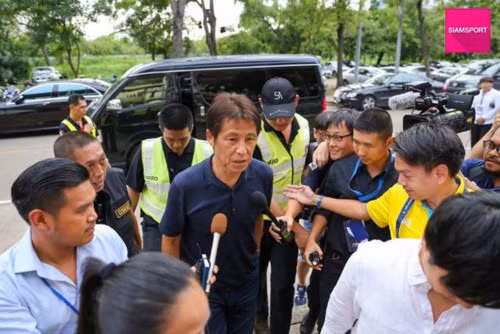 Bổ nhiệm HLV Akira Nishino- bóng đá Thái Lan quyết chơi lớn ảnh 3 HLV Akira Nishino - người hùng suýt đưa Nhật Bản vào Tứ kết World Cup 2018 ( ảnh Fox)