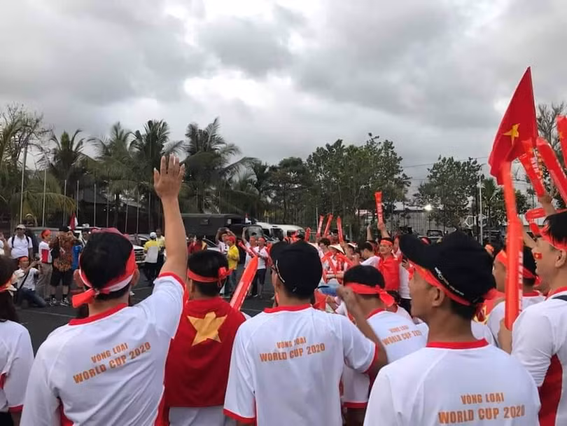 HLV Mcmenemy, khi “câu hát chưa ngân bỗng tắt nửa chừng” ảnh 2 Niềm vui chiến thắng. Ảnh VF