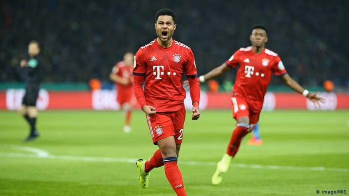 Cú poker (4 bàn) của Gnabry đã giúp cho“hùm xám” xứ Bavaria còn hủy diệt chủ nhà Tottenham 7-2. Ảnh AP.