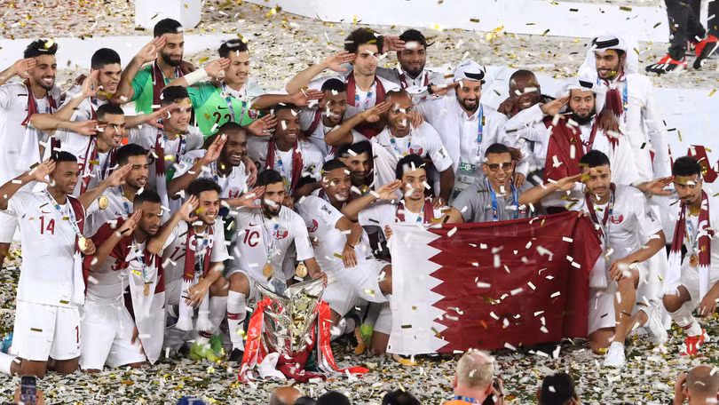 Đội tuyển Qatar đoạt Cúp vô địch châu Á 2019. REUTERS Đội tuyển Qatar đoạt Cúp vô địch châu Á 2019. REUTERS