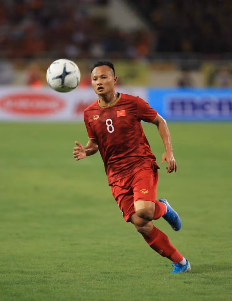 Trọng Hoàng đang là con bài chiến lược của U22 Việt Nam. Ảnh FBNV