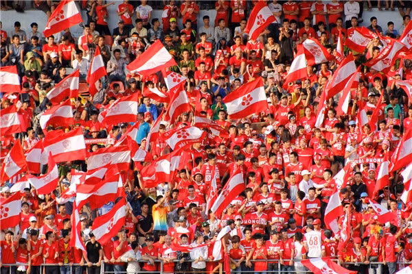 CĐV Hải Phòng nổi tiếng với tình yêu bóng đá. Ảnh HPFC CĐV Hải Phòng nổi tiếng với tình yêu bóng đá. Ảnh HPFC