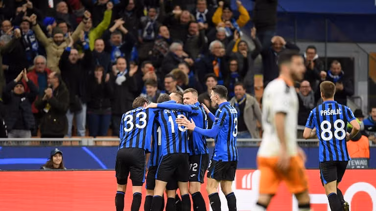 Atalanta, đội bóng đội bóng đứng thứ 3 Serie A năm ngoái có trụ sở tại Lombardy, một trong những khu vực bị ảnh hưởng nặng nề nhất của Italia về dịch Covid-19 . Ảnh CLB