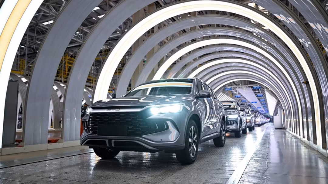 BYD đang tích hợp hệ thống karaoke vào các mẫu xe cao cấp mới. Ảnh: Xinhua.