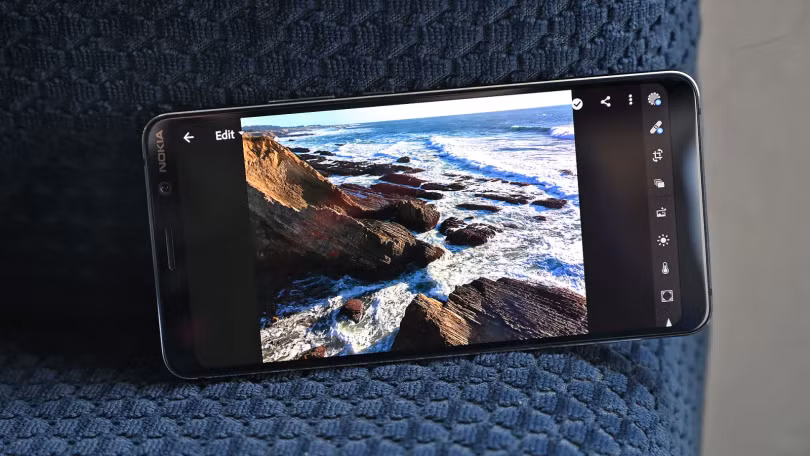 Nokia 9 PureView. Ảnh: Gizmodo