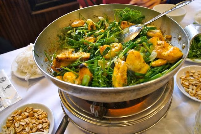 Chả cá tuyết. Ảnh: Oivietnam Chả cá tuyết. Ảnh: Oivietnam