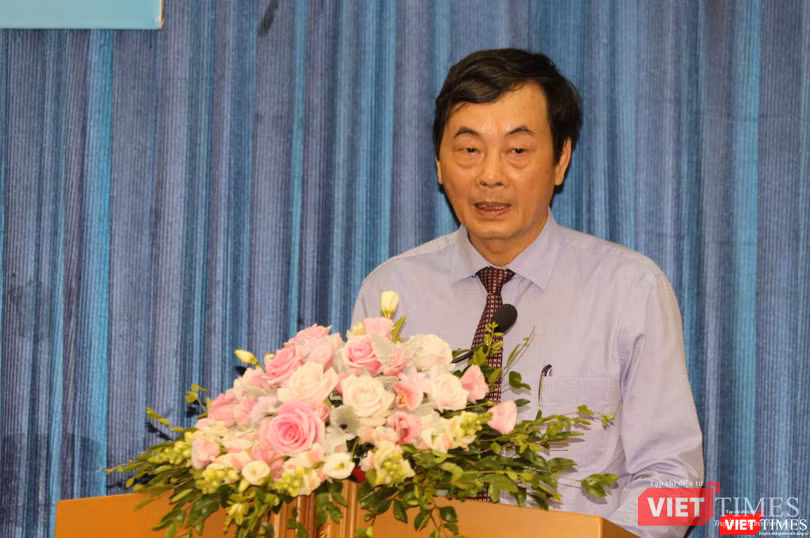 Phó Chủ tịch Phan Tùng Mậu phát biểu tại Lễ kỷ niệm. Phó Chủ tịch Phan Tùng Mậu phát biểu tại Lễ kỷ niệm.