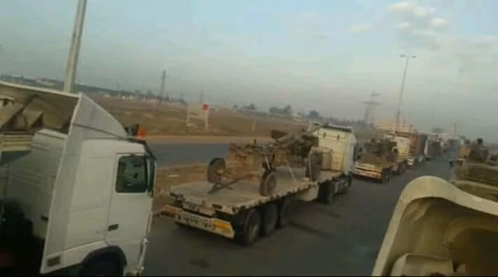 Lực lượng pháo binh hạng nặng quân đội Syria, trong đó có cả Uragan BM-27 đến Idlib, Hama. Ảnh: truyền thông mạng xã hội Syria. Lực lượng pháo binh hạng nặng quân đội Syria, trong đó có cả Uragan BM-27 đến Idlib, Hama. Ảnh: truyền thông mạng xã hội Syria.