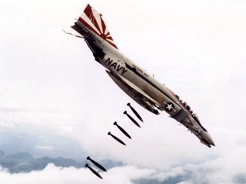 "Con ma F-4" của Hải quân Mỹ.