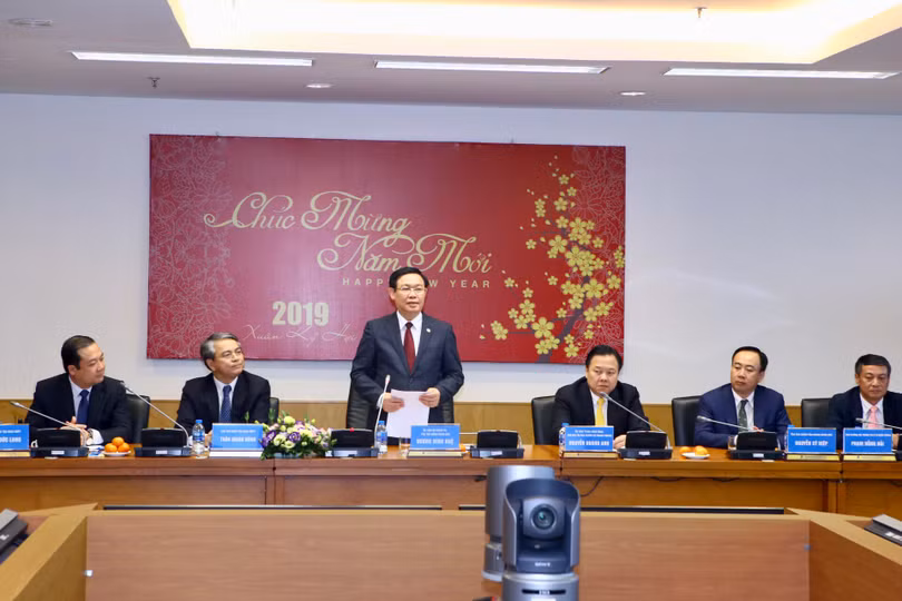 Phó Thủ tướng Vương Đình Huệ phát biểu tại cuộc làm việc tại VNPT (Ảnh: VGP/Thành Chung)