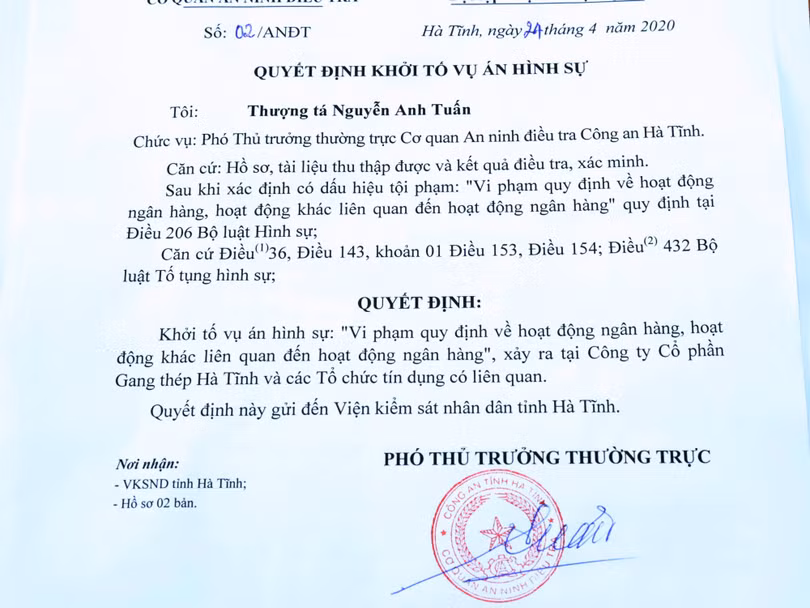 Quyết định khởi tố vụ án hình sự xảy ra tại CTCP Gang thép Hà Tĩnh và các tổ chức tín dụng có liên quan (Ảnh: conganhatinh.gov.vn) Quyết định khởi tố vụ án hình sự xảy ra tại CTCP Gang thép Hà Tĩnh và các tổ chức tín dụng có liên quan (Ảnh: conganhatinh.gov.vn)