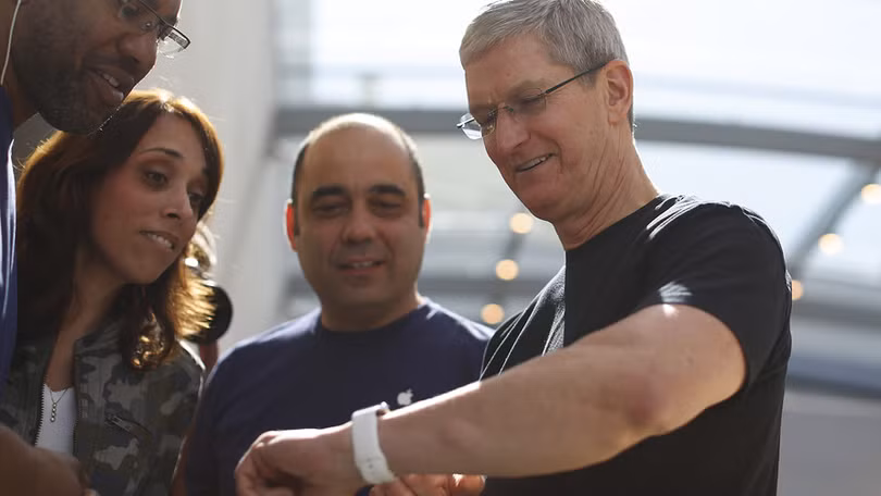 Apple Watch được coi là thành tựu lớn nhất của Apple dưới thời Tim Cook. Ảnh: Mashable Apple Watch được coi là thành tựu lớn nhất của Apple dưới thời Tim Cook. Ảnh: Mashable