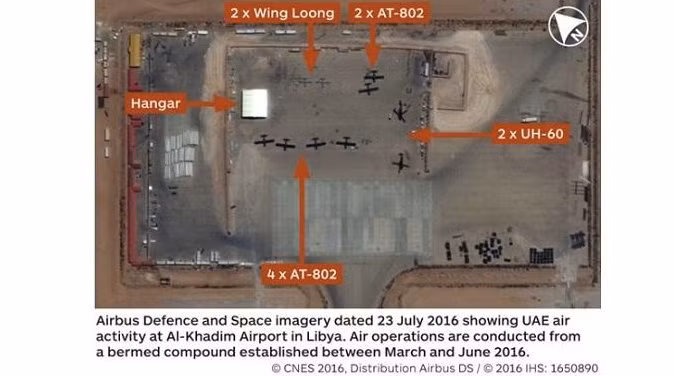 Căn cứ không quân do UAE kiểm soát, trong đó có nhiều máy bay không người lái các loại. Ảnh South Front