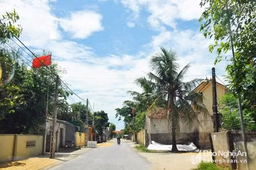 Đường giao thông tại xã Nam Cát (huyện Nam Đàn) - Nguồn: nghean.gov.vn Đường giao thông tại xã Nam Cát (huyện Nam Đàn) - Nguồn: nghean.gov.vn