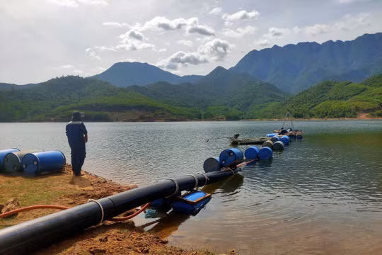 HueWaco đang xây dựng trạm cấp nước bổ sung từ hồ chứa Thủy Yên để cấp nước cho xã Chân Mây - Lăng Cô. Ảnh NL.