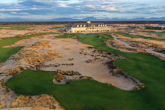 Đà Nẵng trở thành TP đầu tiên trên thế giới sở hữu sân golf đạt 2 chứng nhận GEO. Ảnh : Hoiana Resort & Golf.