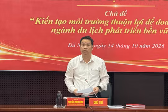 Chủ tịch UBND TP Đà Nẵng Nguyễn Mạnh Hùng phát biểu tại hội nghị đối thoại. Ảnh XM.