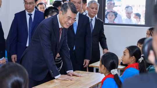 Từ “dạy những gì mình có” đến “dạy những gì người học và đất nước cần”