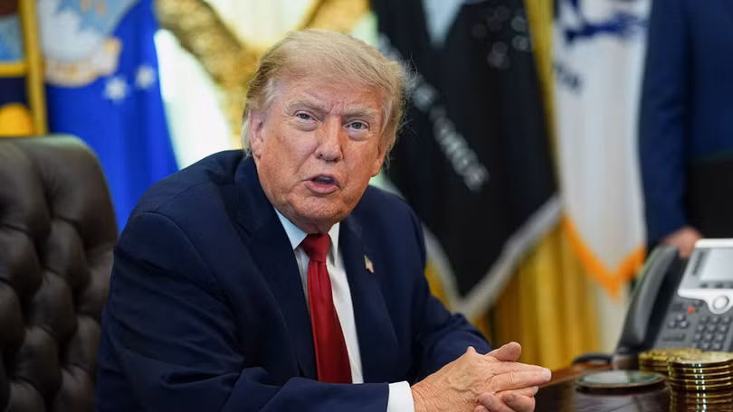 Ông Trump tung đòn thuế mới với 60 nền kinh tế, căng thẳng thương mại tiếp tục leo thang