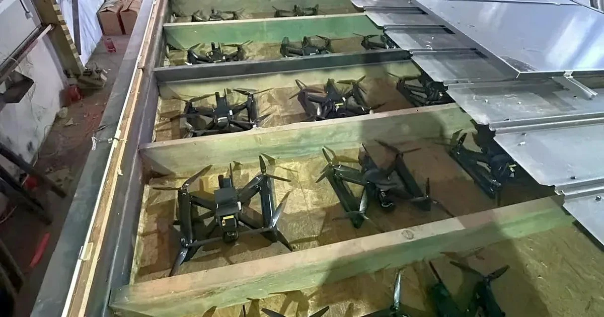 Báo Mỹ nói Ukraine từng lên kế hoạch dùng đàn UAV AI tấn công các sân bay ở Moscow