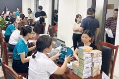 30 hộ dân Lĩnh Nam nhận hơn 114 tỷ đồng bồi thường, hỗ trợ tại dự án khu đô thị đa mục tiêu