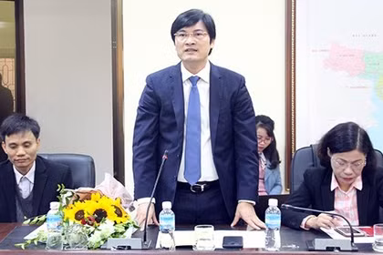 Giám đốc Sở Y tế Hà Nội Nguyễn Trọng Diện ủy quyền cấp phó điều hành