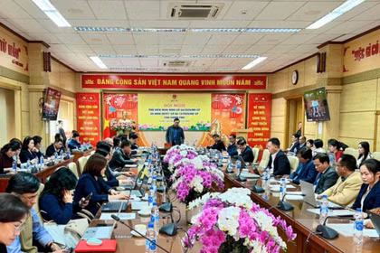 Kích hoạt “cơ chế chuyển tiếp” cứu điểm nghẽn nhập khẩu thực phẩm