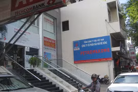 rụ sở Công ty CP Dầu khí Mê Kông đặt tại tòa nhà của Techcombank trên đường 30-4, TP Cần Thơ. Ảnh: Công Tuấn
