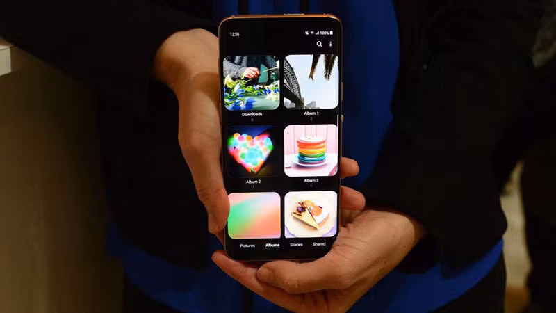 Cửa sổ đa nhiệm mới của giao diện Samsung One UI (Ảnh: hoanghamobile) Cửa sổ đa nhiệm mới của giao diện Samsung One UI (Ảnh: hoanghamobile)