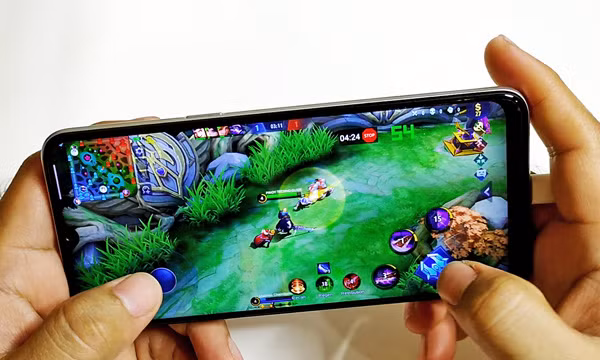 Realme 6i đem đến trải nghiệm chơi game mượt mà (Ảnh: Pinoytech) Realme 6i đem đến trải nghiệm chơi game mượt mà (Ảnh: Pinoytech)