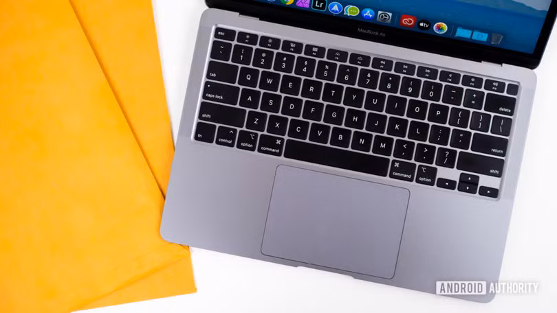Check pad trên Macbook Air 2020 rất nhạy (Ảnh: Android Authority) Check pad trên Macbook Air 2020 rất nhạy (Ảnh: Android Authority)