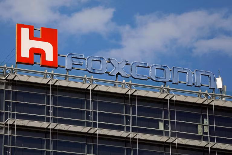 Foxconn là một trong những đối tác lớn sản xuất iPhone của Apple (Ảnh: Thanh niên) Foxconn là một trong những đối tác lớn sản xuất iPhone của Apple (Ảnh: Thanh niên)