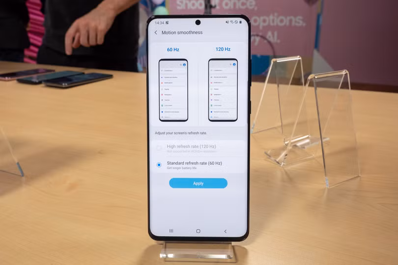 Samsung Galaxy S20 không thể sử dụng tần số quét 120Hz tại độ phân giải QHD+ (Ảnh: Phonearena)