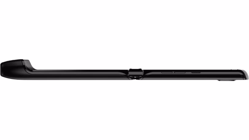 Liệu sự gọn nhẹ, thanh thoát đặc trưng của dòng Motorola RAZR có được giữ trên phiên bản mới (Ảnh: Android Authority)