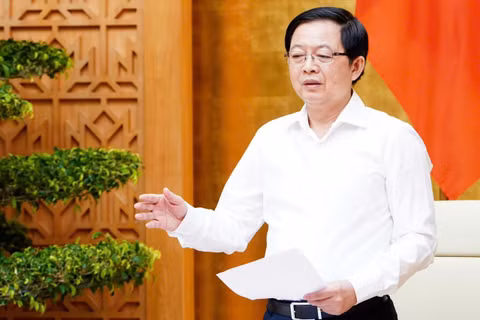 Phó thủ tướng Hồ Quốc Dũng yêu cầu làm rõ những điểm nghẽn về thể chế, cơ chế tài chính, sử dụng và thương mại hóa kết quả nghiên cứu để thúc đẩy liên kết thực chất. Ảnh: Mai Hà.
