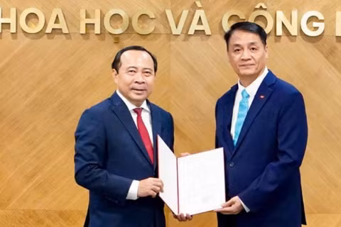 Ông Lê Ngọc Đức làm Phó giám đốc Trung tâm Internet Việt Nam