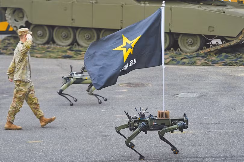 Cho robot.jpg