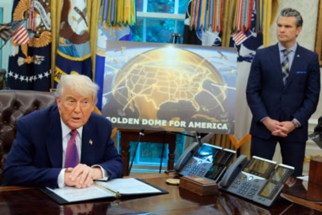 Trump và Pete.jpg