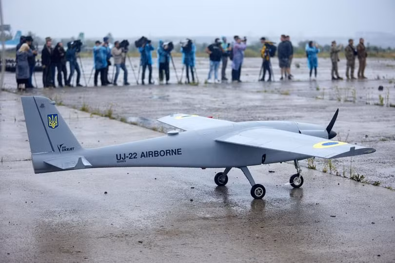 Máy bay không người lái UJ-22 của Ukraine (Ảnh: @KyleJGlen).