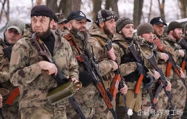 Các chiến binh Chechnya nổi tiếng thiện chiến (Ảnh: Sina). Các chiến binh Chechnya nổi tiếng thiện chiến (Ảnh: Sina).